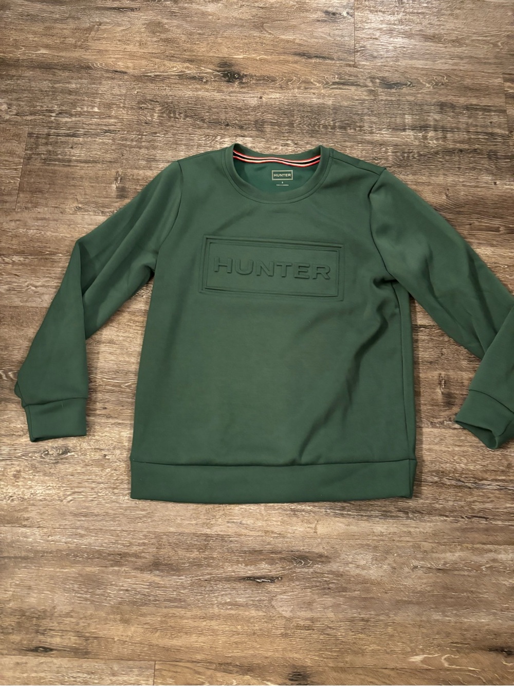 Hunter women’s  Forest Green Embossed Logo Crewneck